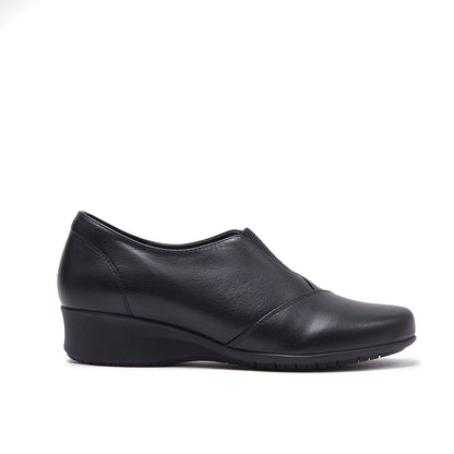 East - Black